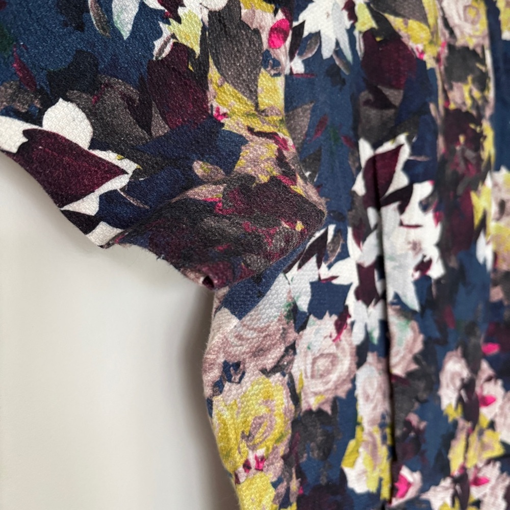 Floral Short Sleeve Dress - Picture 3 of 6